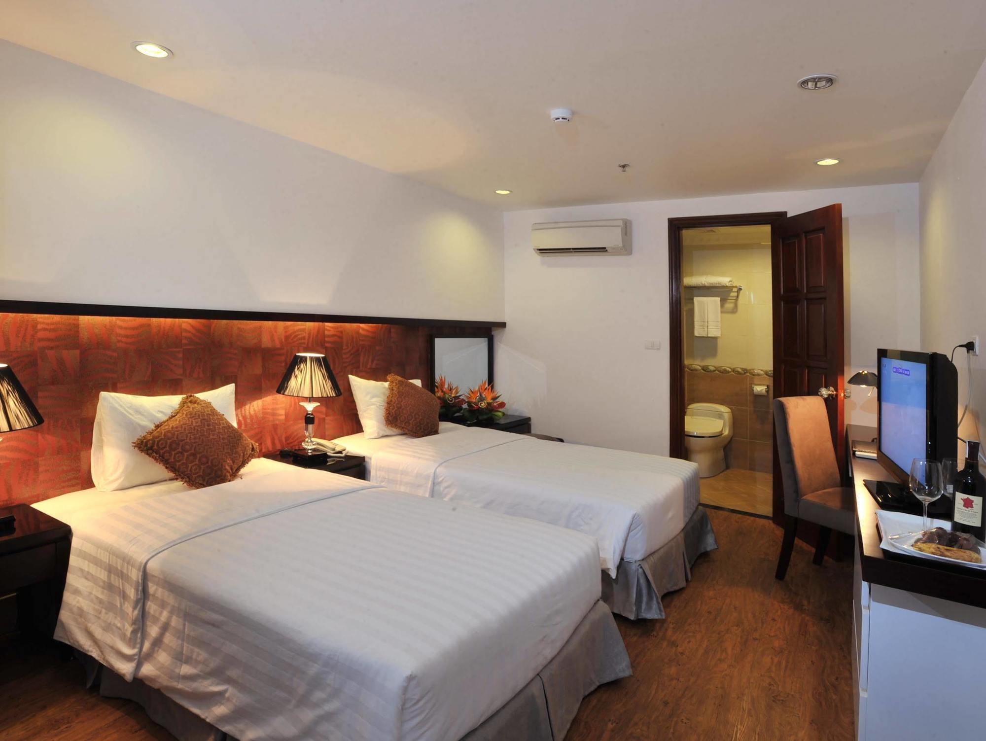 Hanoi Legacy Hotel - Hang Bac Buitenkant foto