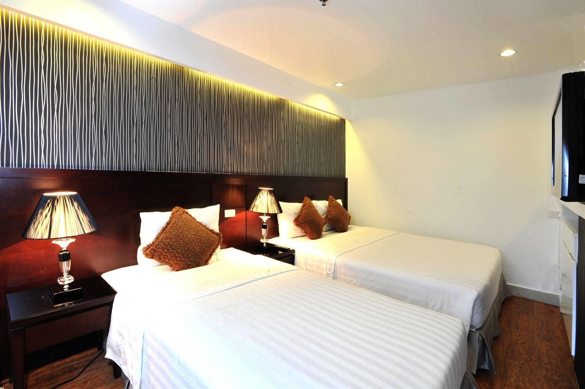 Hanoi Legacy Hotel - Hang Bac Buitenkant foto