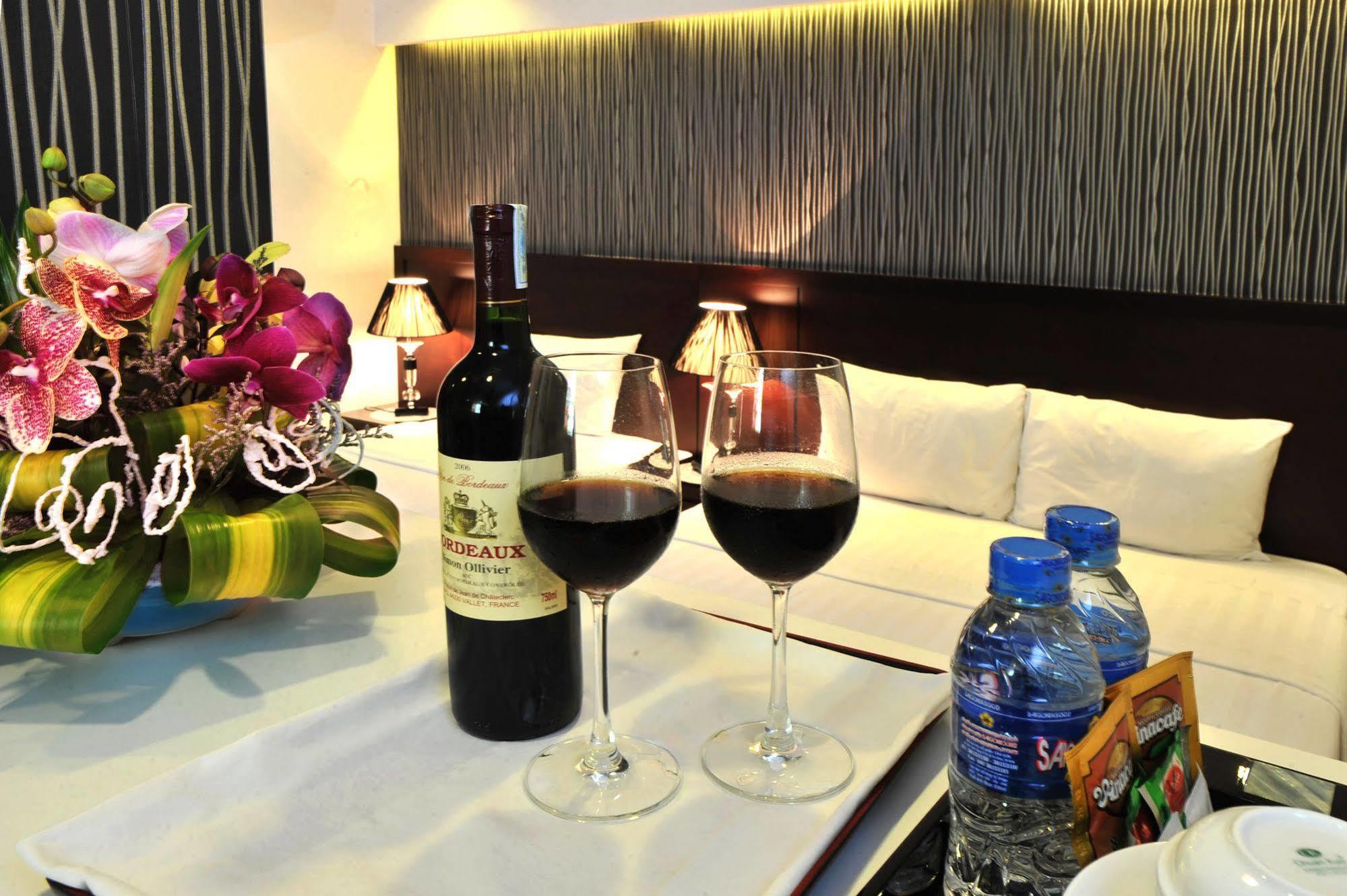 Hanoi Legacy Hotel - Hang Bac Buitenkant foto