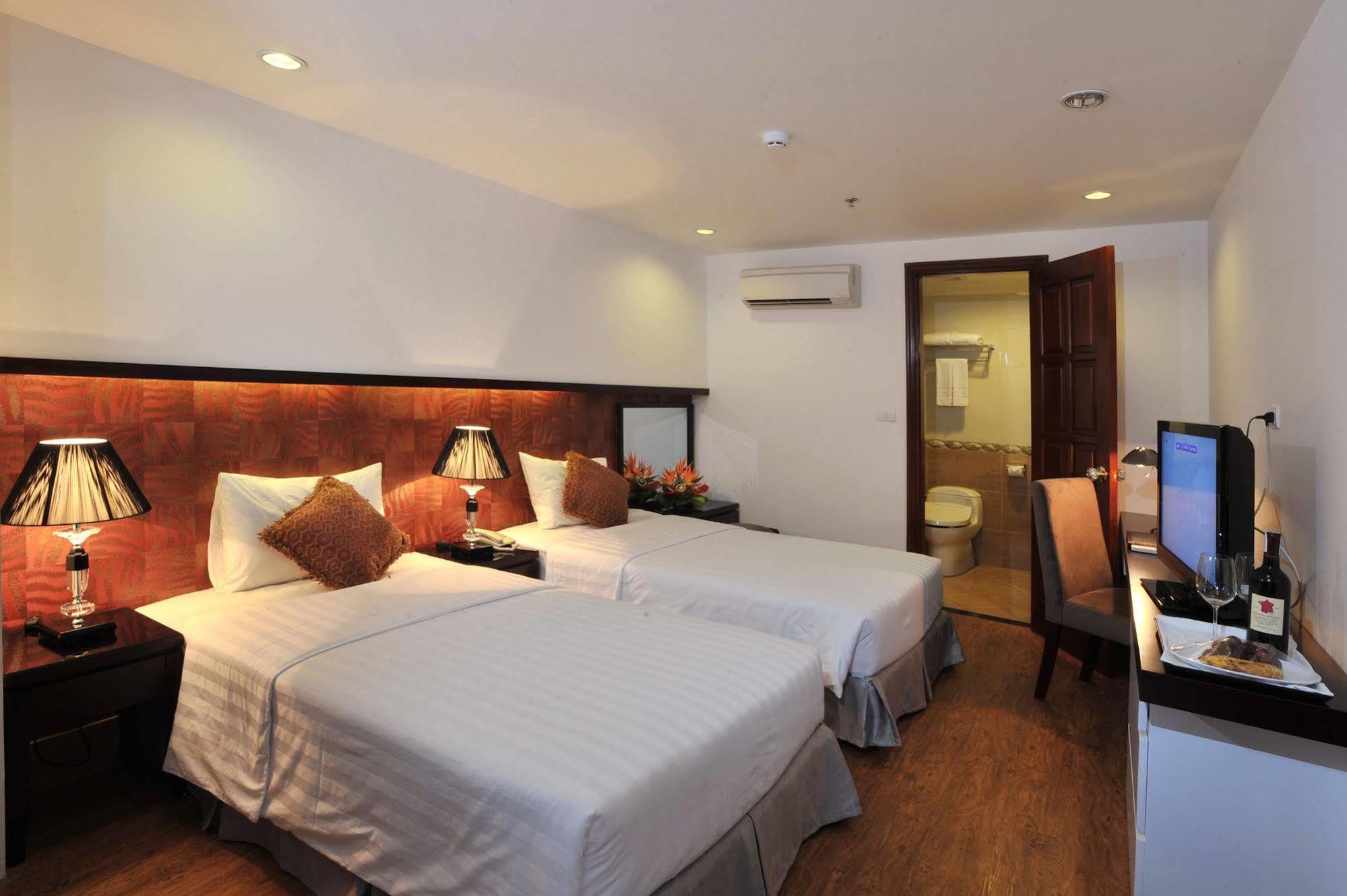 Hanoi Legacy Hotel - Hang Bac Buitenkant foto