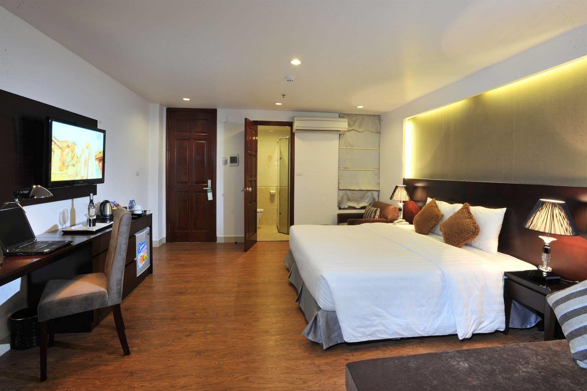 Hanoi Legacy Hotel - Hang Bac Buitenkant foto